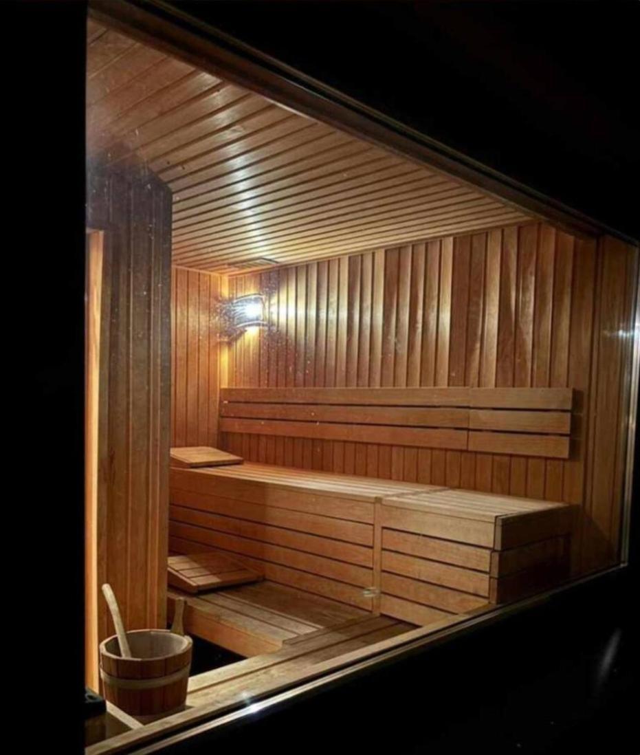 Wiselka Holiday House-1,2Km To The Beach; 5 Bedrooms, 3 Bahrooms; Fire Place. Private Sauna! Екстериор снимка