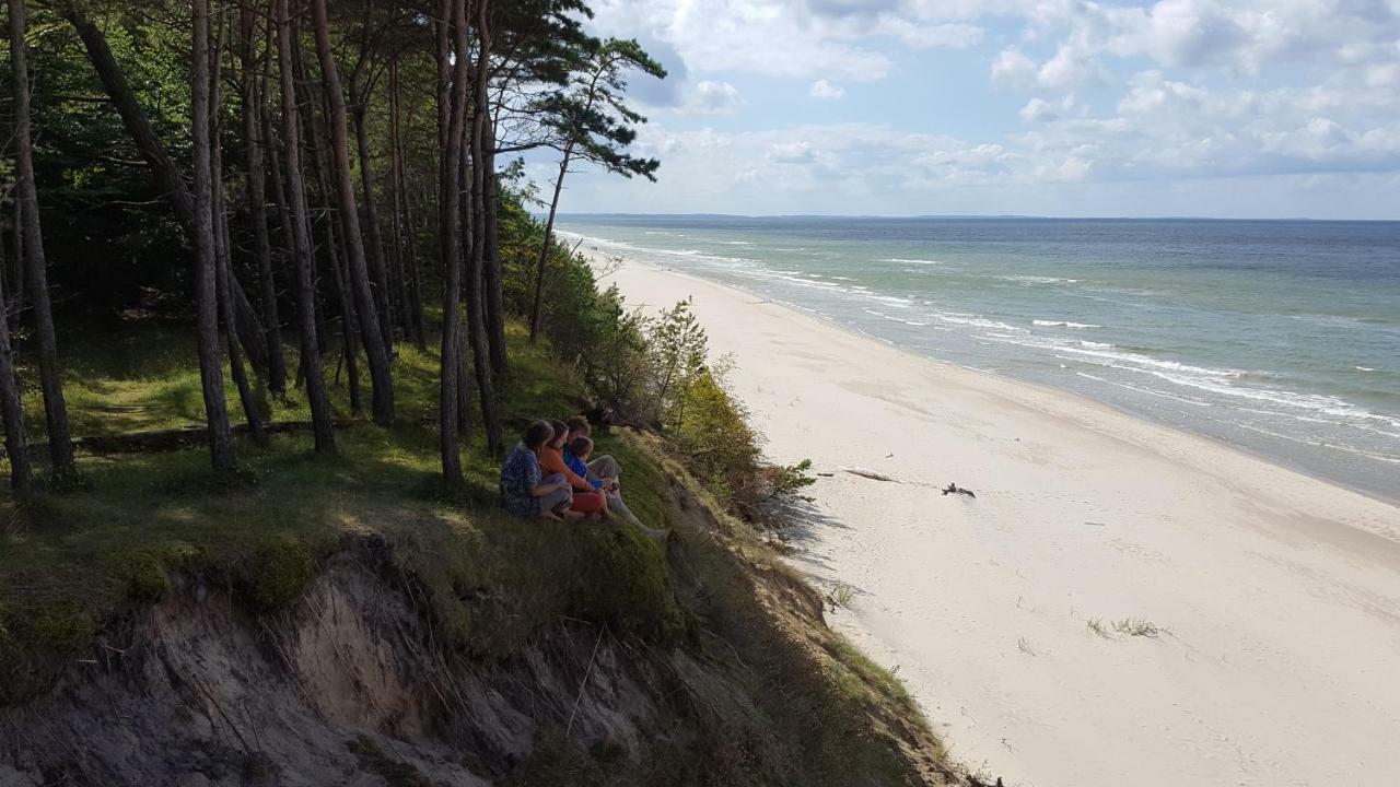 Wiselka Holiday House-1,2Km To The Beach; 5 Bedrooms, 3 Bahrooms; Fire Place. Private Sauna! Екстериор снимка